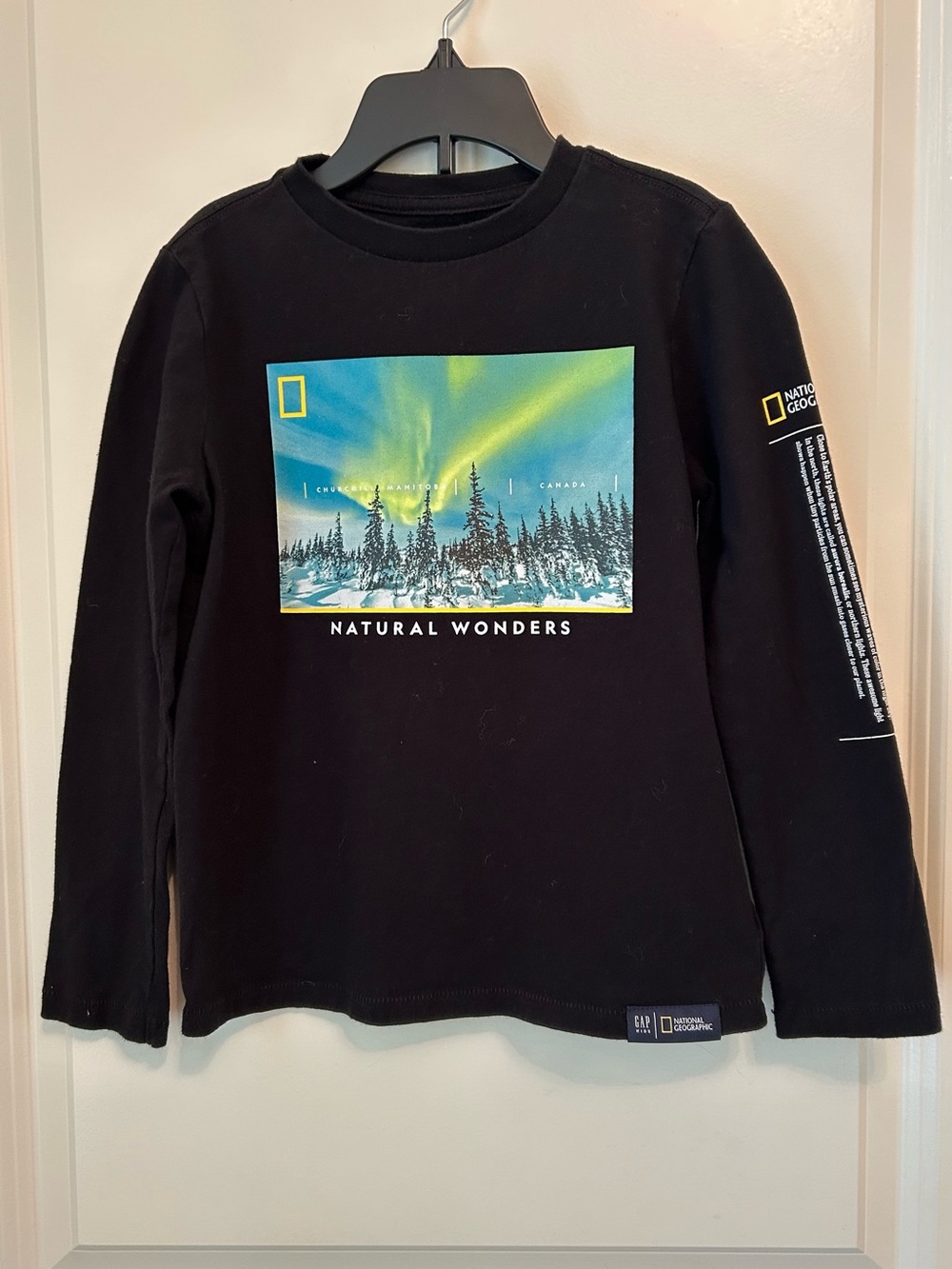 Kids Gap for National Geographic LS Tee with Green & Blue Aurora Graphic
